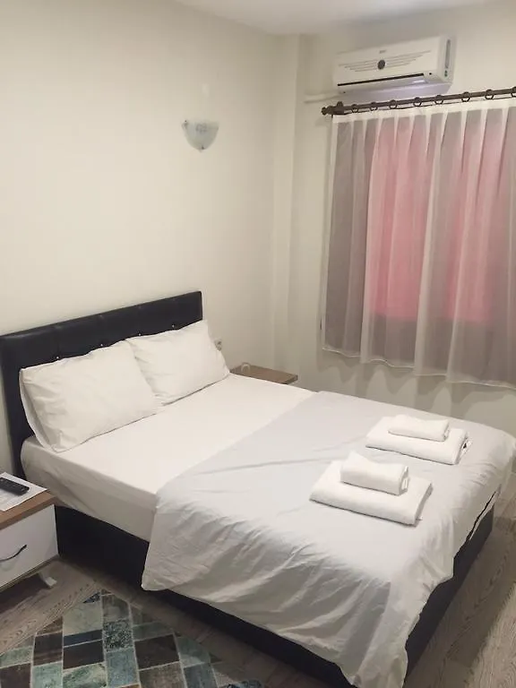Aydin Eli̇T Pansi̇Yon Bed & Breakfast